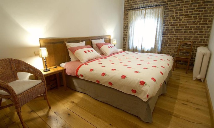 Maaseik House | Family-Friendly Vakantiewoning Venderhof - 4-Star Retreat