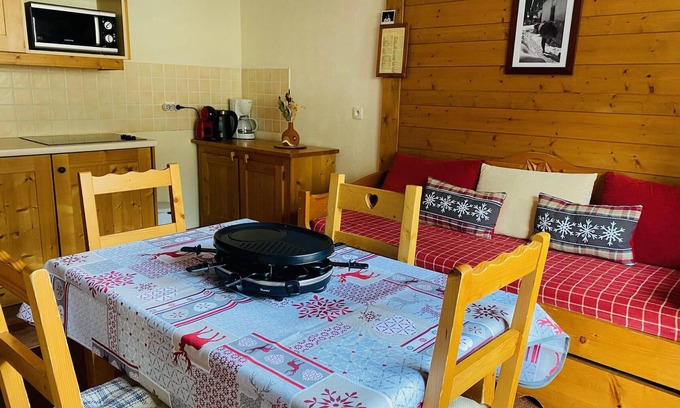 Val Cenis Apartment | Comfortable 1-Bedroom Apartment in Lanslebourg-Mont-Cenis