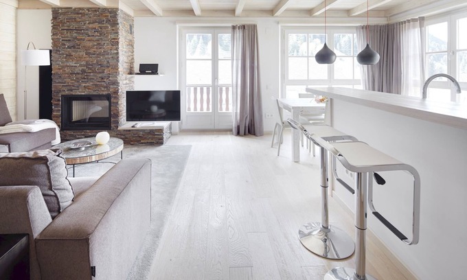 Baqueira Apartment | Elegant Val de Ruda Luxe 32 with Spa & Family Amenities