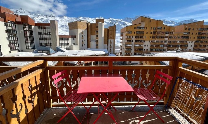 Val-Thorens Apartment | Family-Friendly Val Thorens Studio at Résidence La Roche Blanche