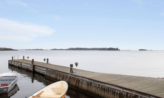 Oskarshamn House | Experience Valbergsudden Utsikten with Oceanfront Comfort