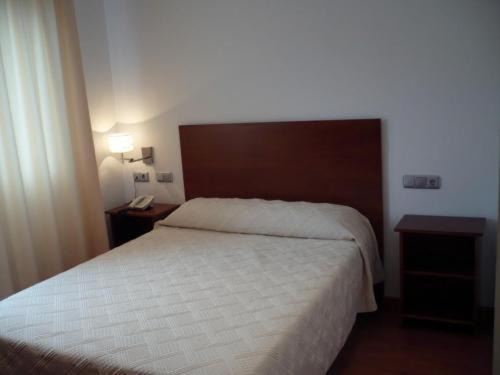 Alsasua Hotel | Pet-Friendly Retreat at Valcarce Urbasa - Rated 8/10