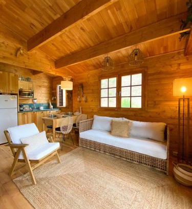 Sao Lourenco Apartment | Oceanfront Vale do Laranjal: Rated 9.7 with Hot Tub Access