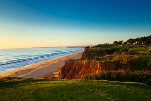 Vale do Lobo Resort | Vale Do Lobo Resort: Oceanfront Retreat with Spa & Pools