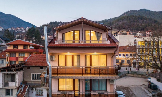 Devin Hotel | VALEMO Apart House: Oceanfront Bliss with Top Ratings