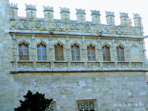 El Mercat Apartment | Discover Valencian Dreams Lonja - Rated 9.3/10 by Guests