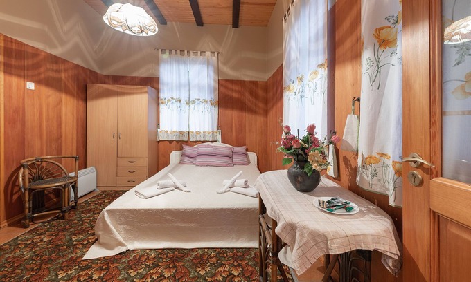 Jurmala House | Discover Valensija - Cozy Cottage with a Spacious Yard