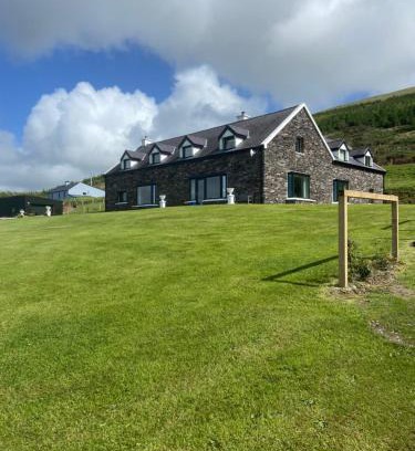 Portmagee Bed & Breakfast | Valentia View: Oceanfront Escape with 9.3/10 Guest Rating