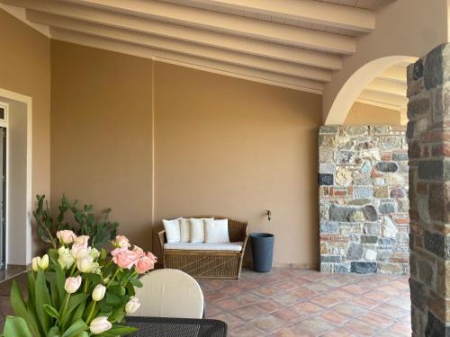 Manerba del Garda Apartment | Valentina's Home: Oceanfront Escape with Pool & Pet Friendly