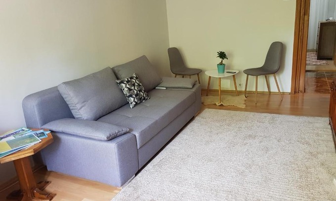 Ramnicu Valcea Apartment | Vali's Apartment: Family-Friendly Stay with Great Reviews