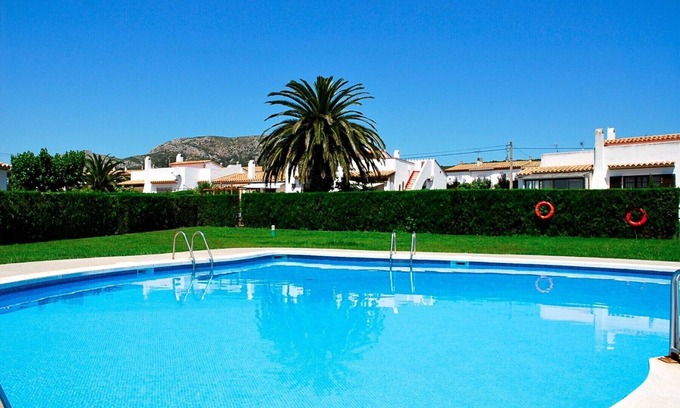 Torroella de Montgri House | VALL GRAN 16: Guest Rated 8/10 with Pool & Spa Amenities
