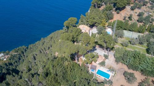 Valldemossa House | Idyllic Valldemossa: 4-Star Oceanfront Retreat