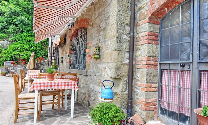 Pieve di Chio House | Valle Dame Apartments - Relaxing Retreat with Ocean Views