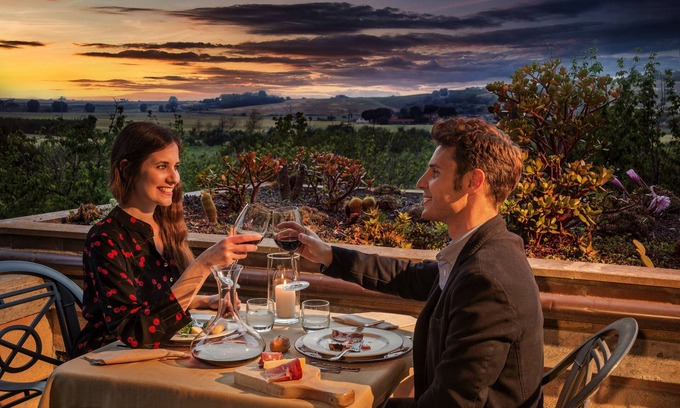 Tarquinia Hotel | Discover Valle del Marta: Family-Friendly Oasis with Pool