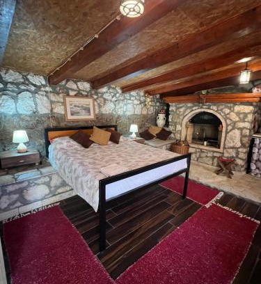 Virpazar Apartment | Pet-Friendly Retreat at Valle Verde Apartmani with Pool