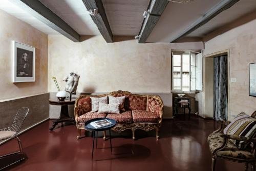 Valletta Apartment | Valletta Nobile by VALLETTA SUITES - a 400-year-old designer apartment in Valletta