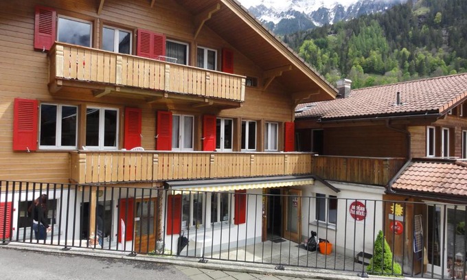 Lauterbrunnen Hostel | Beachfront Valley Hostel with Ocean Views & Family Amenities