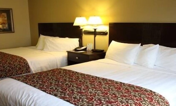 Sioux Falls Hotel | Experience Comfort at Valley Inn with Family-Friendly Amenities