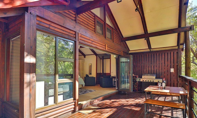 Dullstroom Other | Enchanting Valley of the Rainbow Estate with Breakfast Included