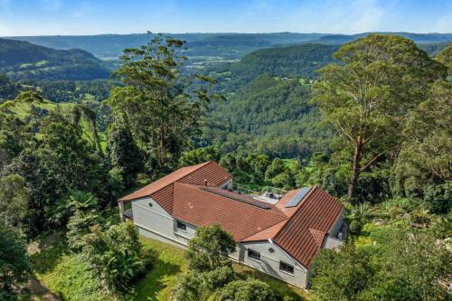 Beaumont House | Discover Family-Friendly Valley View Estate in Kangaroo Valley