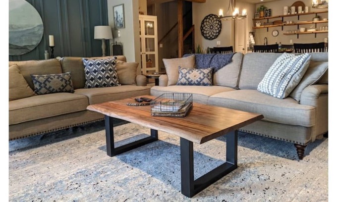 Glenwood Springs House | Rustic Elegance at Valley View Hideout - Rated 10/10