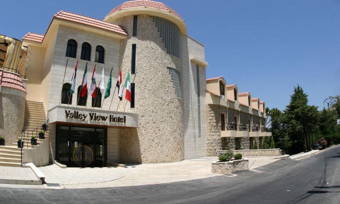Hammana Hotel | Valley View Hotel in Hammana: Family-Friendly Retreat