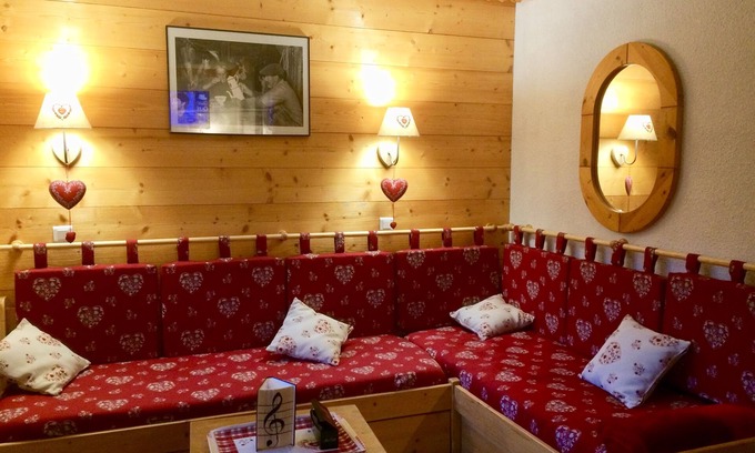 Les Avanchers-Valmorel Apartment | Valmorel: Ski-in/Ski-out Studio for 4 with Kitchen Access
