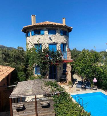 Ano Vasilikos Villa | Valory's Houses - The Tower: 4-Star Stay with Pool & Pets