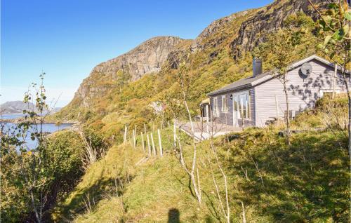 Flora Municipality House | Valvik: Guest Rated 10/10 with Pet-Friendly Amenities