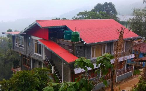 Turuk House | Cozy Vamoose Cosynook Homestay: Ideal for Families