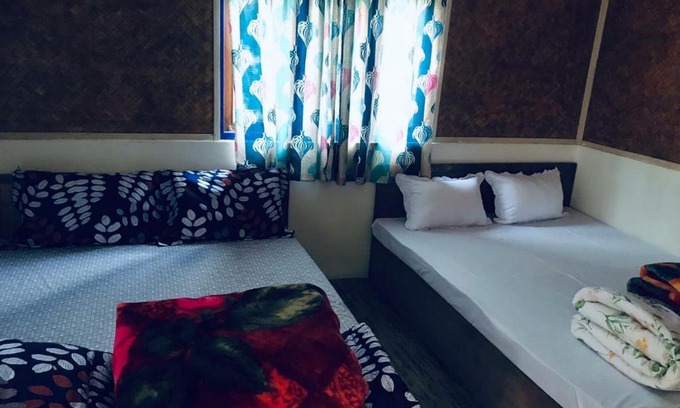 Yuksam House | Budget-Friendly Stay at Vamoose Lovism Hotel