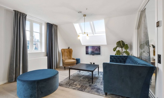 Stavanger Apartment | VANDER - Sea Story: Family-Friendly Retreat with Kitchen