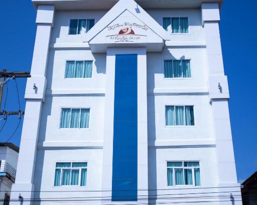 Vang Vieng Hotel | Discover Vang Vieng Anousavanh Hotel with Hot Tub & Breakfast