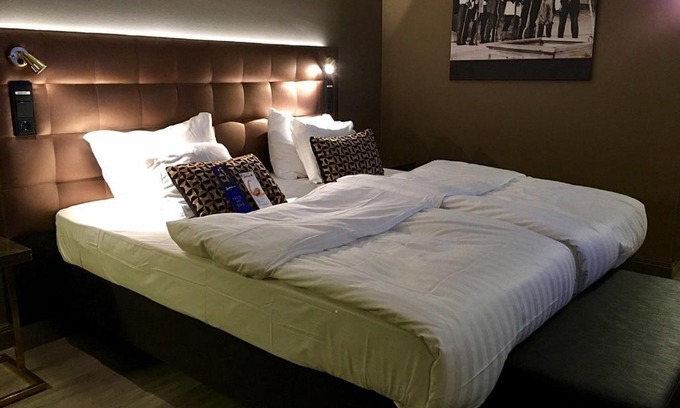 Vantaa Hotel | Discover Vantaa Hotel: Pet-Friendly with Pool & Breakfast