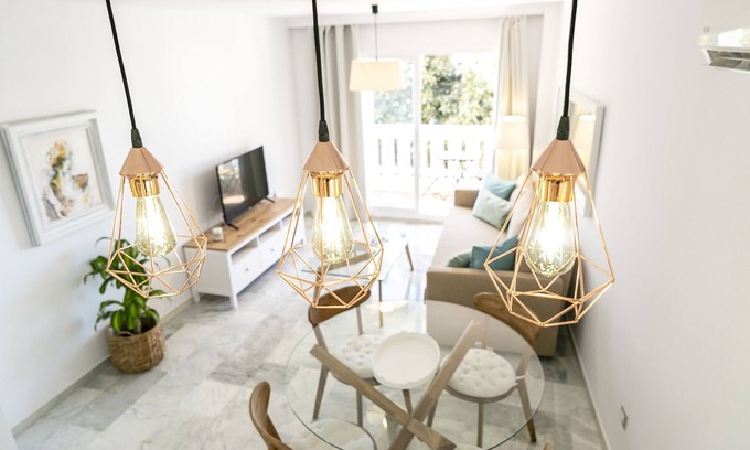 Pedregalejo Playa Apartment | Varadero: Your Ideal Getaway with Family-Friendly Amenities