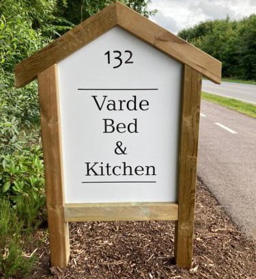 Varde Municipality House | Exceptional Varde Bed and Kitchen with Pool & Hot Tub