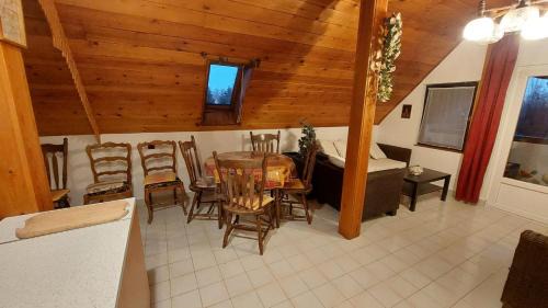 Abrahamhegy Apartment | Oceanfront Varjas Apartman: Guest Rated 10/10 Experience