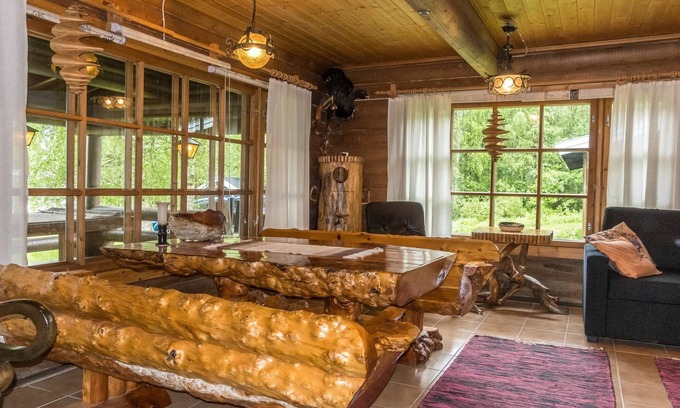 Pello House | Experience Varrella virran with Lake Views and Spa Access