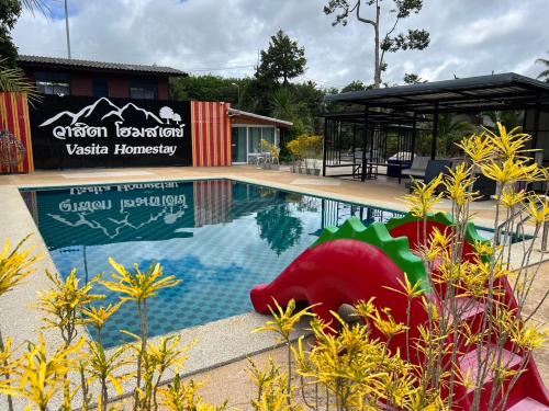 Khuan Ka Long House | Vasita Homestay Satun: Perfect for Families with Pool Access