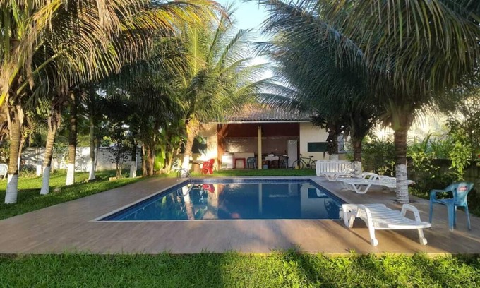 Nova Vicosa House | Relax at Vava Nilza Bed and Breakfast with Pool Access