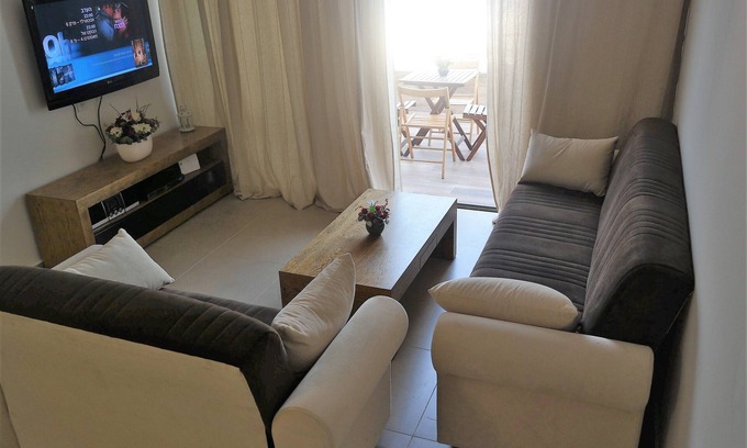 Tiberias Apartment | Discover VAYA'S PLACE by the Sea of Galilee