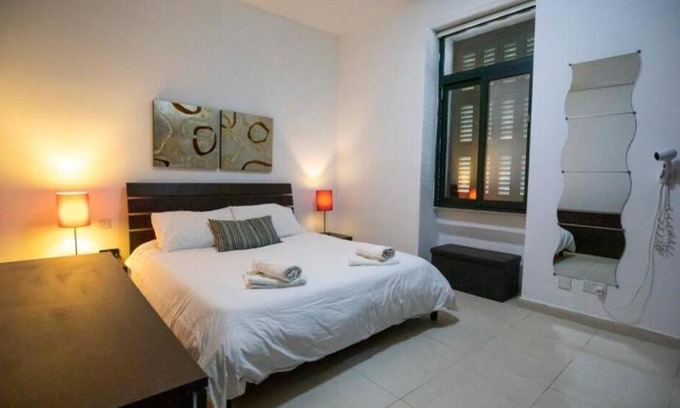 Sliema Apartment | Pet-Friendly VBH Apartment in Sliema for Family Getaways