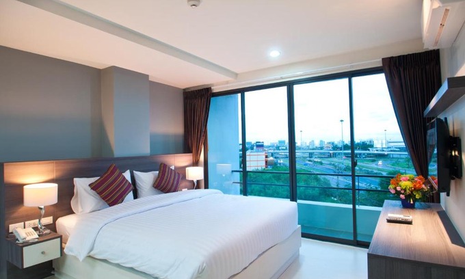 Chonburi Apartment | Welcoming VC Residence - Ideal for Families in Chon Buri