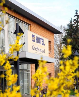 Fetten-Vorstadt Hotel | Convenient VCH Hotel Greifswald: Pet-Friendly & Family Ready