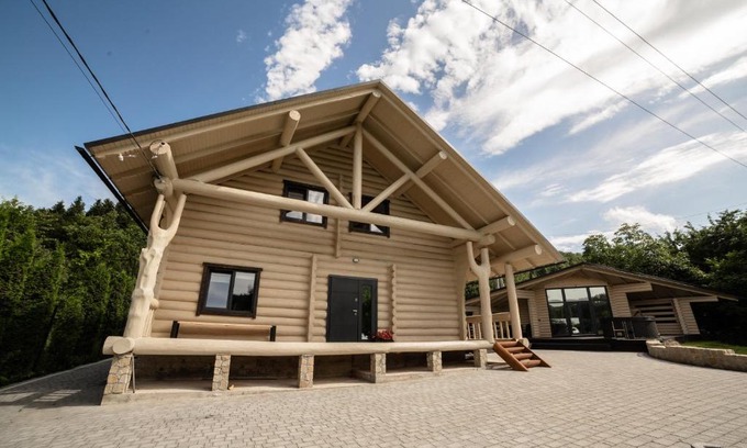 Sheshory Ski Chalet | Experience Vdoma Sheshory: Ultimate Poolside Retreat