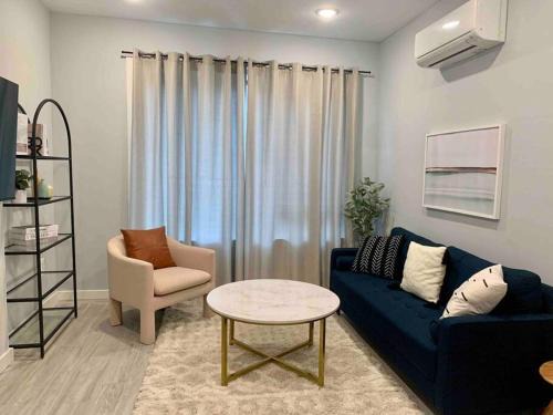 Newark Apartment | Ideal Veau3 1BD Retreat Just Minutes from NYC