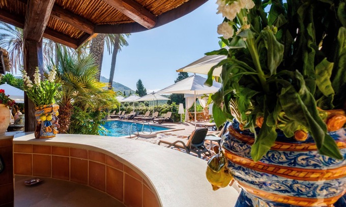 Caltagirone Other | Discover Vecchia Masseria: 4-Star Stay with Pool & Dining