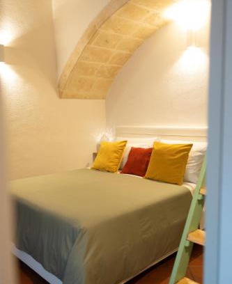 Mottola Apartment | Discover Vecchia Mottola: Pet-Friendly Hotel with Breakfast
