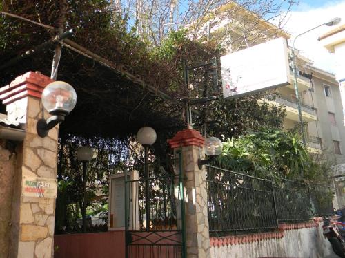 Varazze House | Pet-Friendly Vecchie Mura with Family Amenities Awaiting You