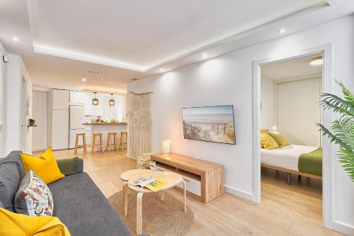 La Victoria Apartment | Pet-Friendly Escape at Vecino de Picasso - Rated 8.8/10